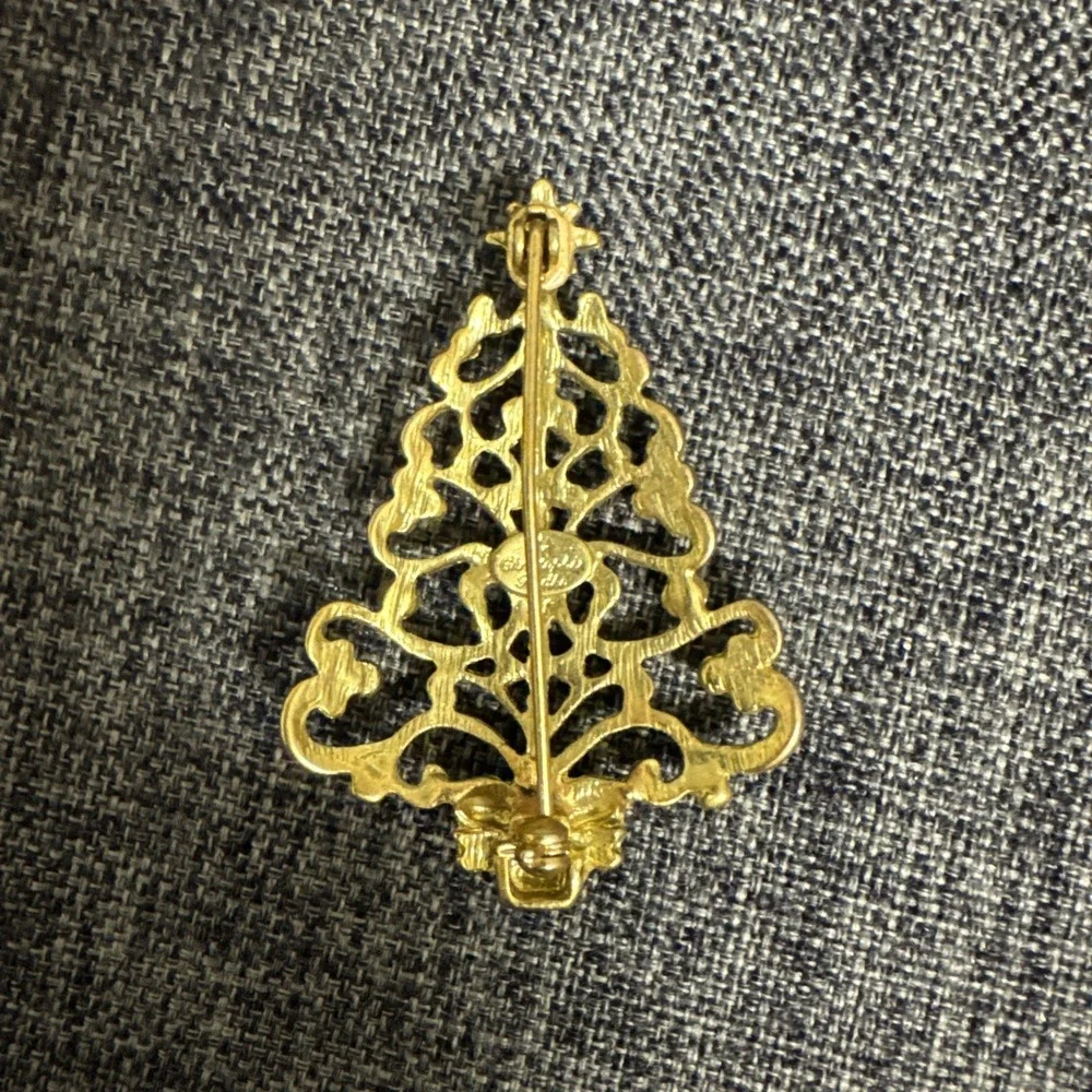 Christmas Brooches Pin Set 2 Pins / Christmas Tree & Reindeer‎